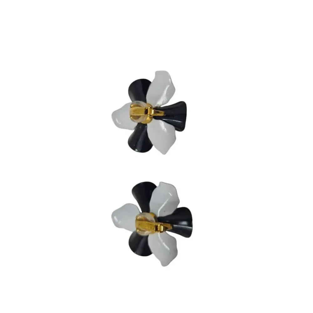 Vintage Avon Polka Dot Floral Clip-On Earrings | 1.50
